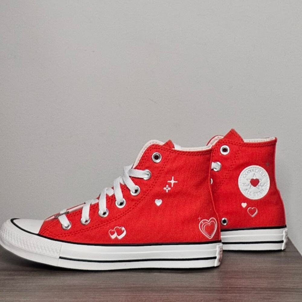 Converse Women's  CTAS Canvas Hi Tops Size 6  Red With Hearts  #A09117C NWT